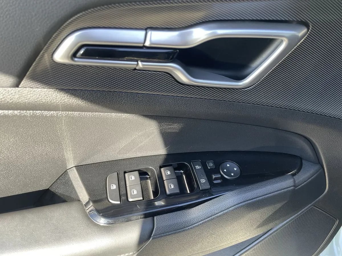 Kia Sportage 2.0 Ex Dies 2wd 8at 5p año 2025