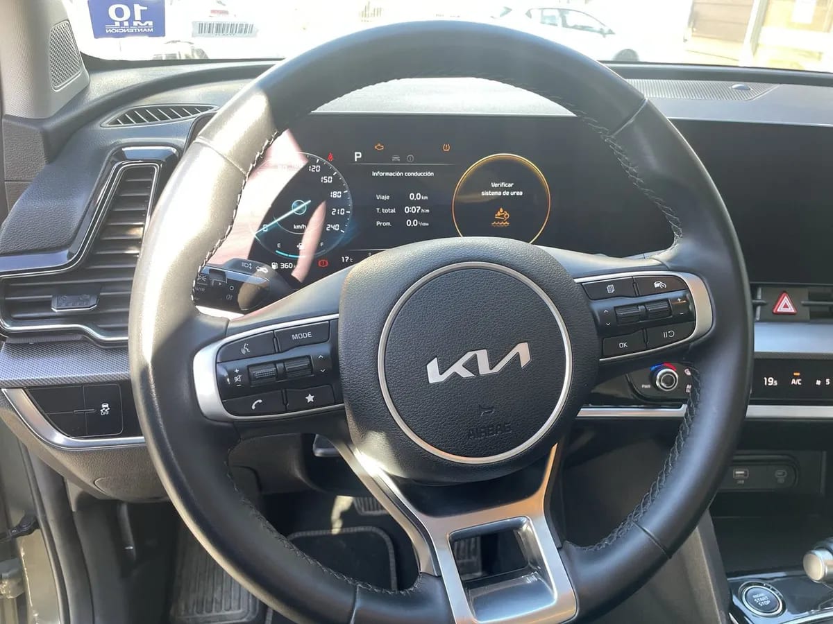 Kia Sportage 2.0 Ex Dies 2wd 8at 5p año 2025