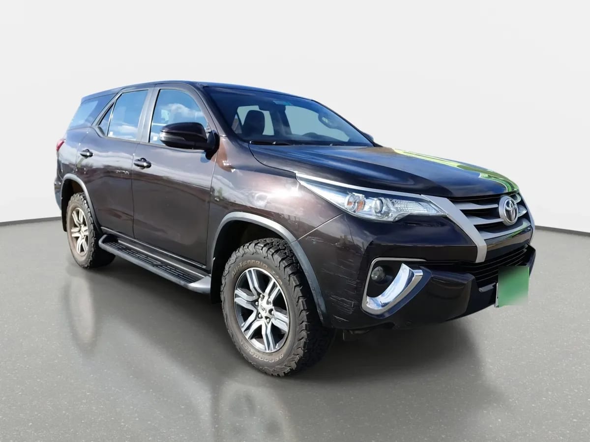 Toyota Fortunner 2.7 Sr5 4x2 At 5p año 2019