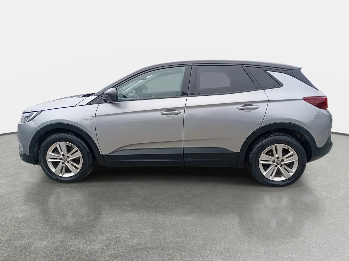 Opel Grandland 1.2t Edition 4x2 Mt6 5p año 2021