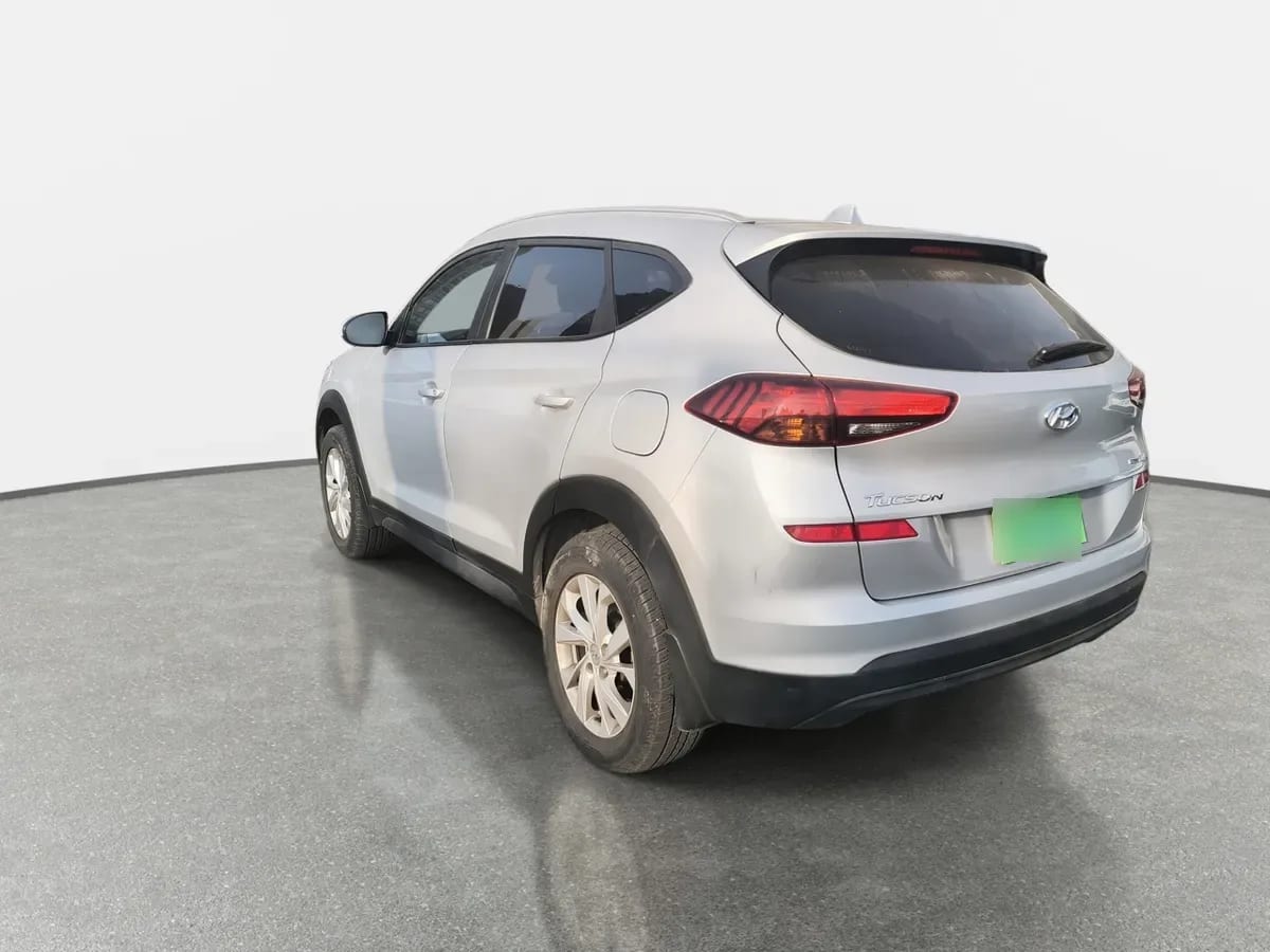 Hyundai Tucson 2.0 Diesel Limited 4wd Fl At 5p año 2020