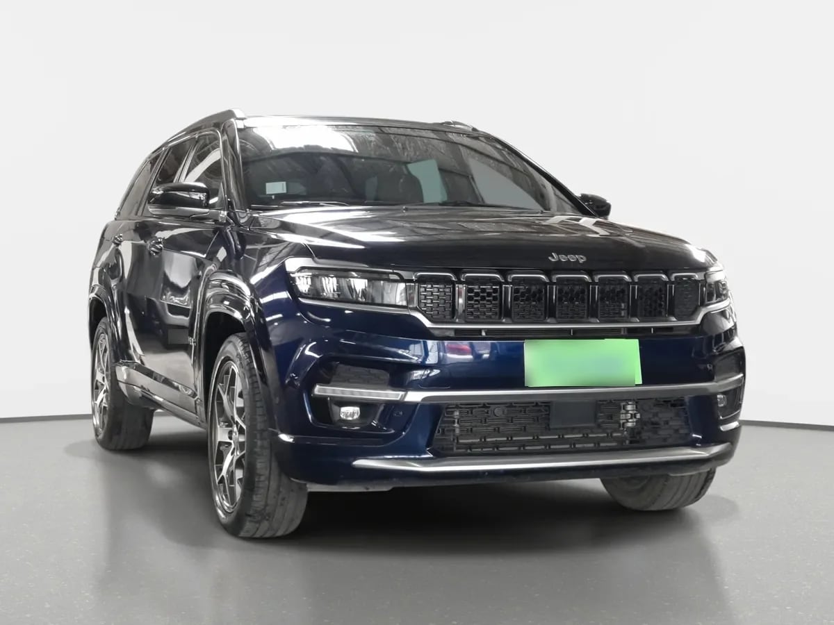 Jeep Commander 1.3t Overland T270 4x2 6at 5p año 2023