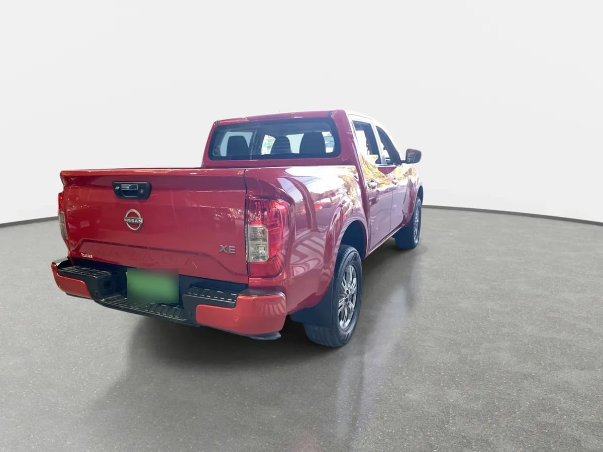 Nissan Navara 2.3d Xe Diesel 4x2 Dob.cab. Mt 4p año 2024