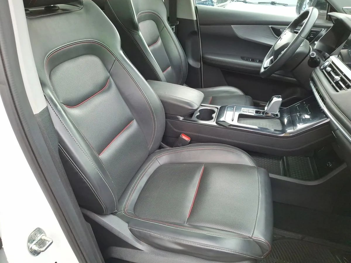 Chery Tiggo 7 Pro 1.5t Glx 4x2 Bicolor Cvt At 5p año 2023
