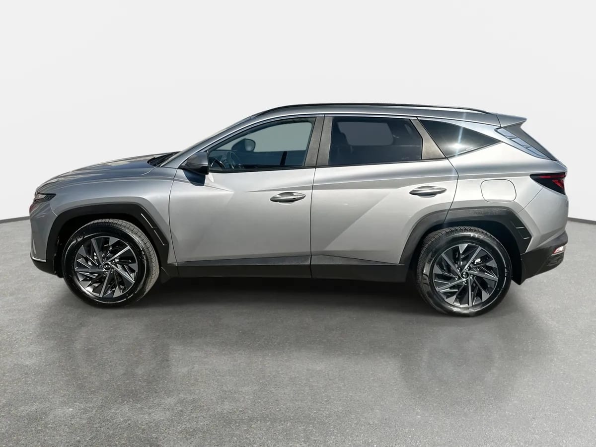 Hyundai Tucson 2.0 Nx4 Plus 2wd At 5p año 2024