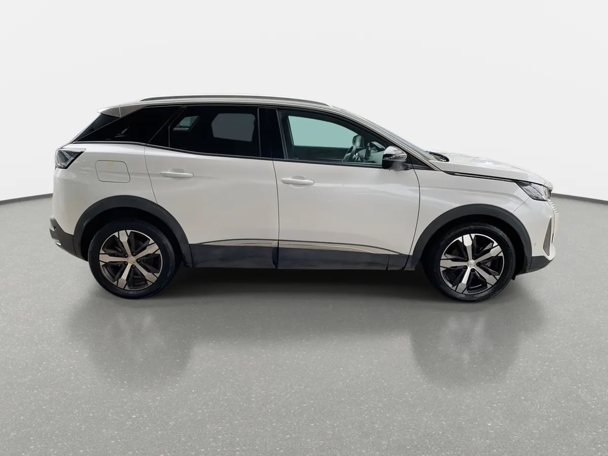 Peugeot 3008 1.5 Allure Pack Bluehdi 130 4x2 Eat8 5p año 2024