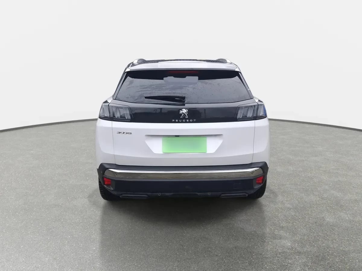 Peugeot 3008 1.5 Allure Pack Bluehdi 130 4x2 Eat8 5p año 2024