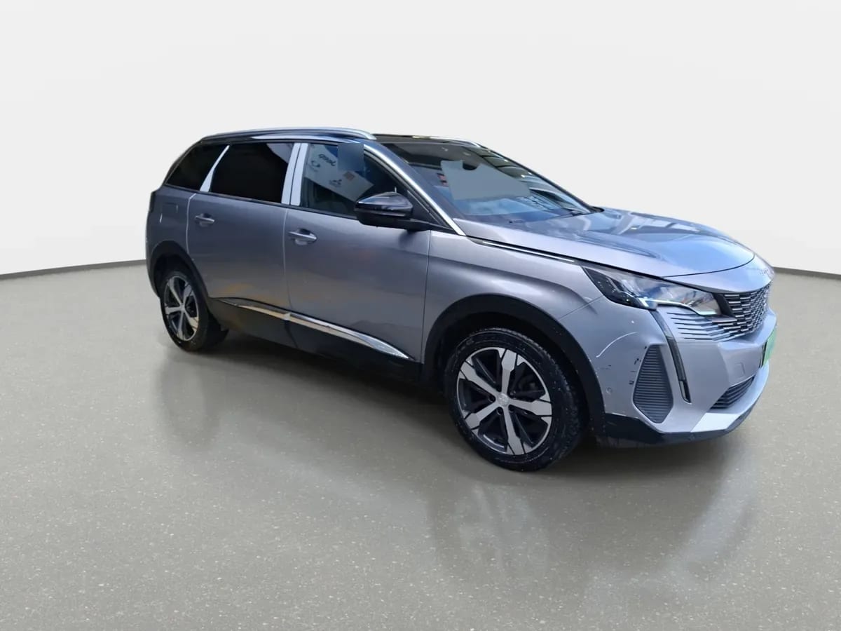 Peugeot 5008 1.5 Allure Pack Bluehdi 130 4x2 Eat8 5p año 2024