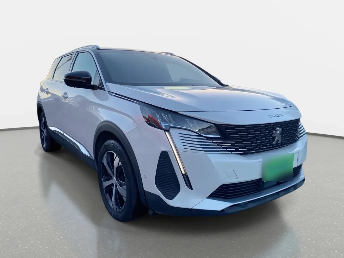 Peugeot 5008 1.5 Allure Pack Bluehdi 130 4x2 Eat8 5p año 2024