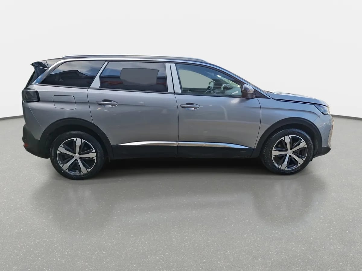 Peugeot 5008 1.5 Allure Pack Bluehdi 130 4x2 Eat8 5p año 2024