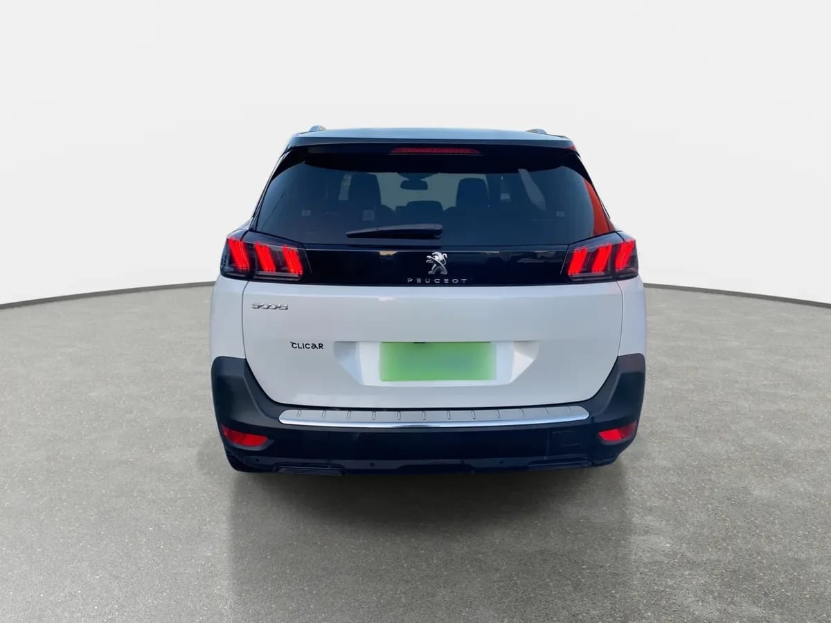 Peugeot 5008 1.5 Allure Pack Bluehdi 130 4x2 Eat8 5p año 2024