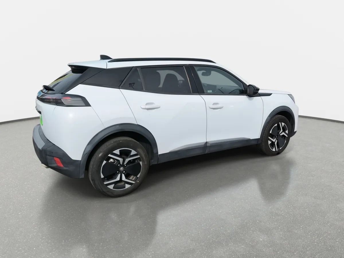 Peugeot 2008 1.5 Allure Pack Bluehdi 130hp Diesel 4x2 Eat8 5p año 2024