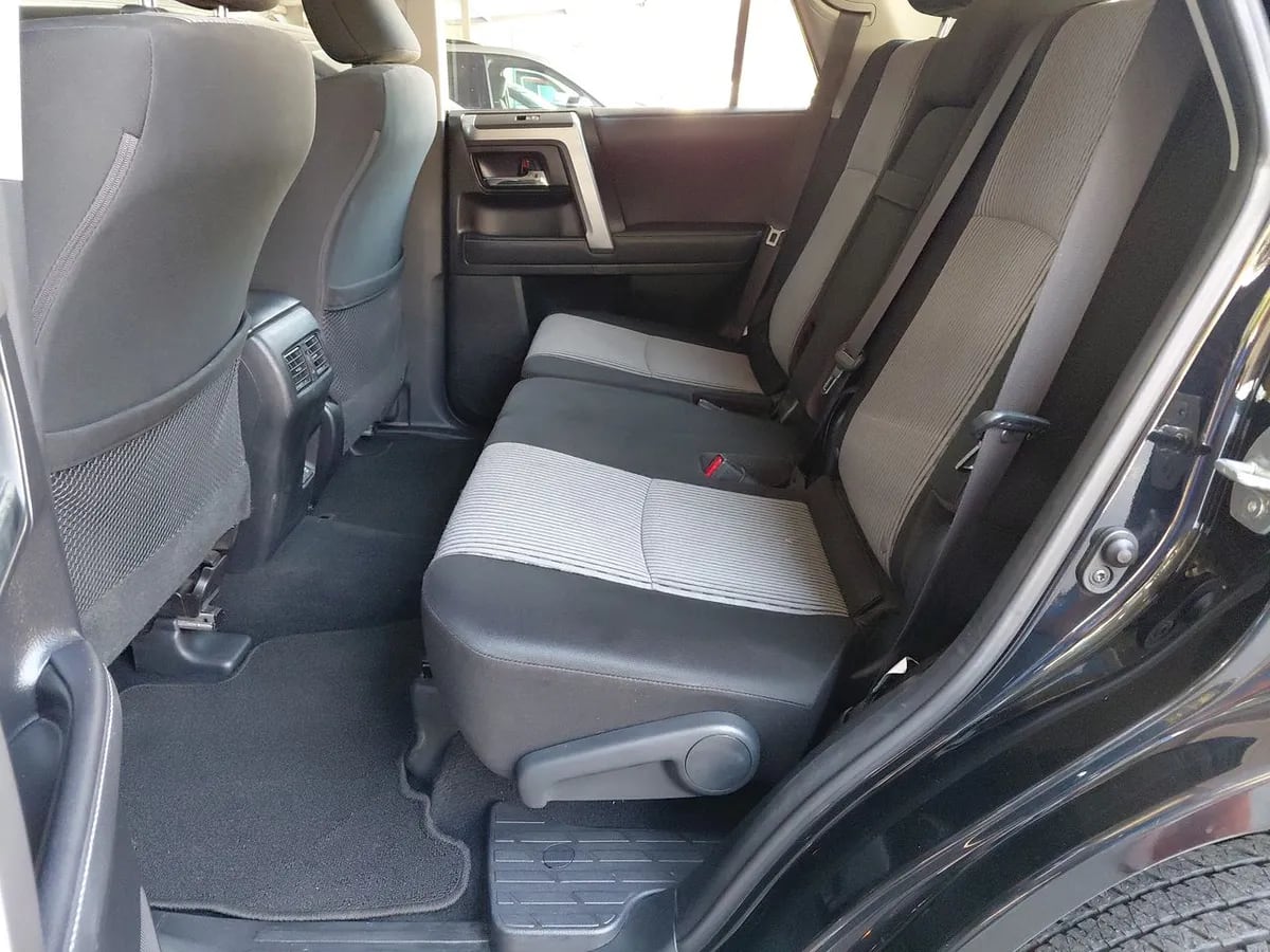 Toyota 4runner 4.0 Sr5 4x2 Control Volante Euro V At 5p año 2022