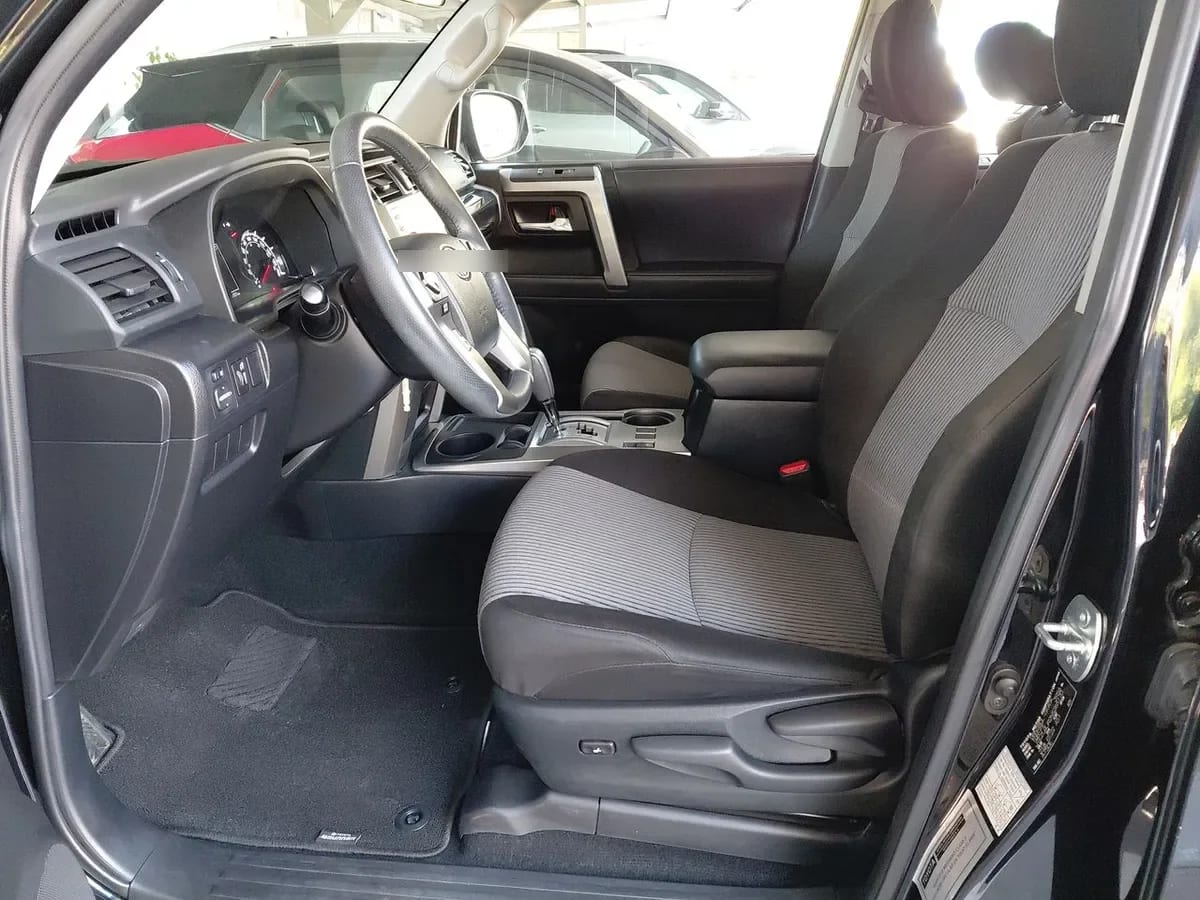 Toyota 4runner 4.0 Sr5 4x2 Control Volante Euro V At 5p año 2022