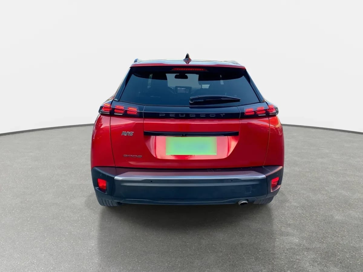 Peugeot 2008 1.5 Allure Pack Bluehdi 130hp Diesel 4x2 Eat8 5p año 2024