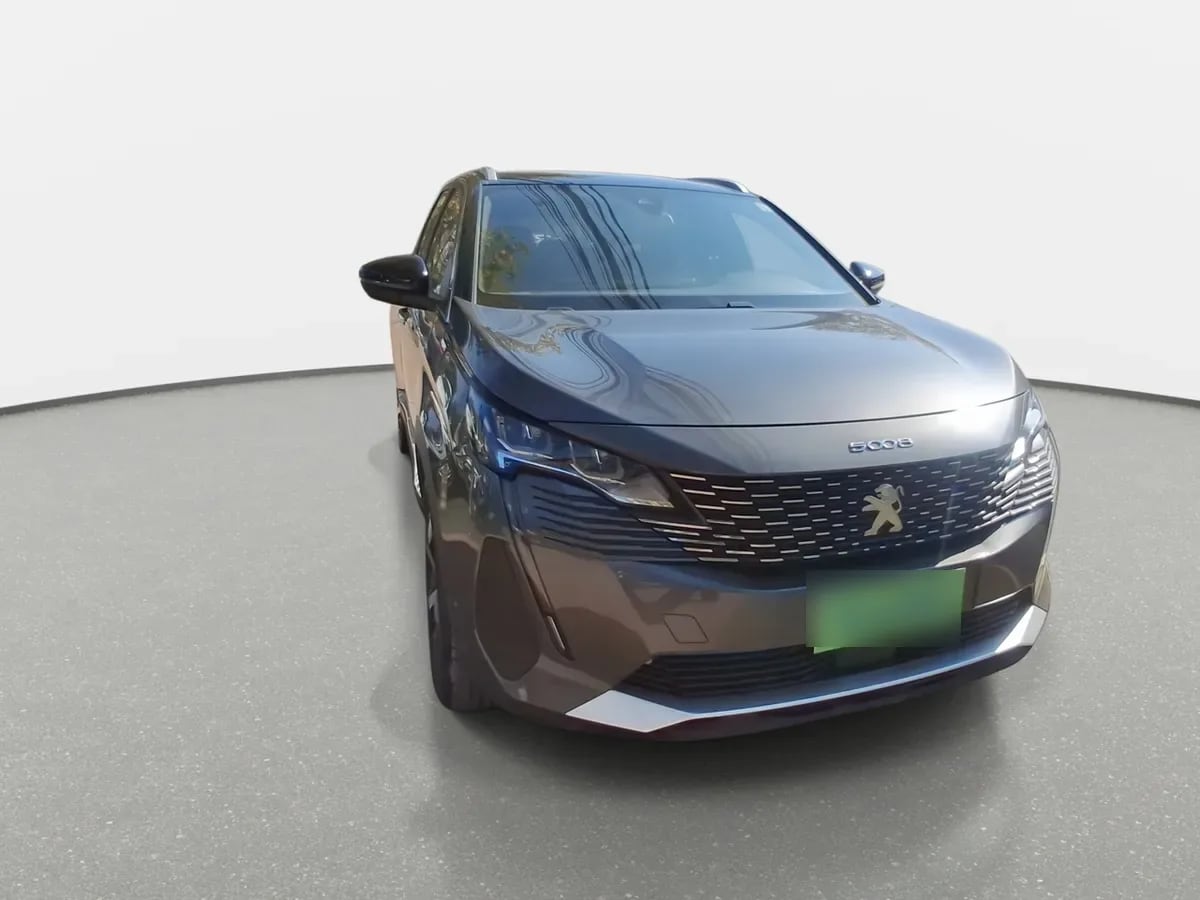 Peugeot 5008 1.5 Allure Pack Bluehdi 130 4x2 Eat8 5p año 2024