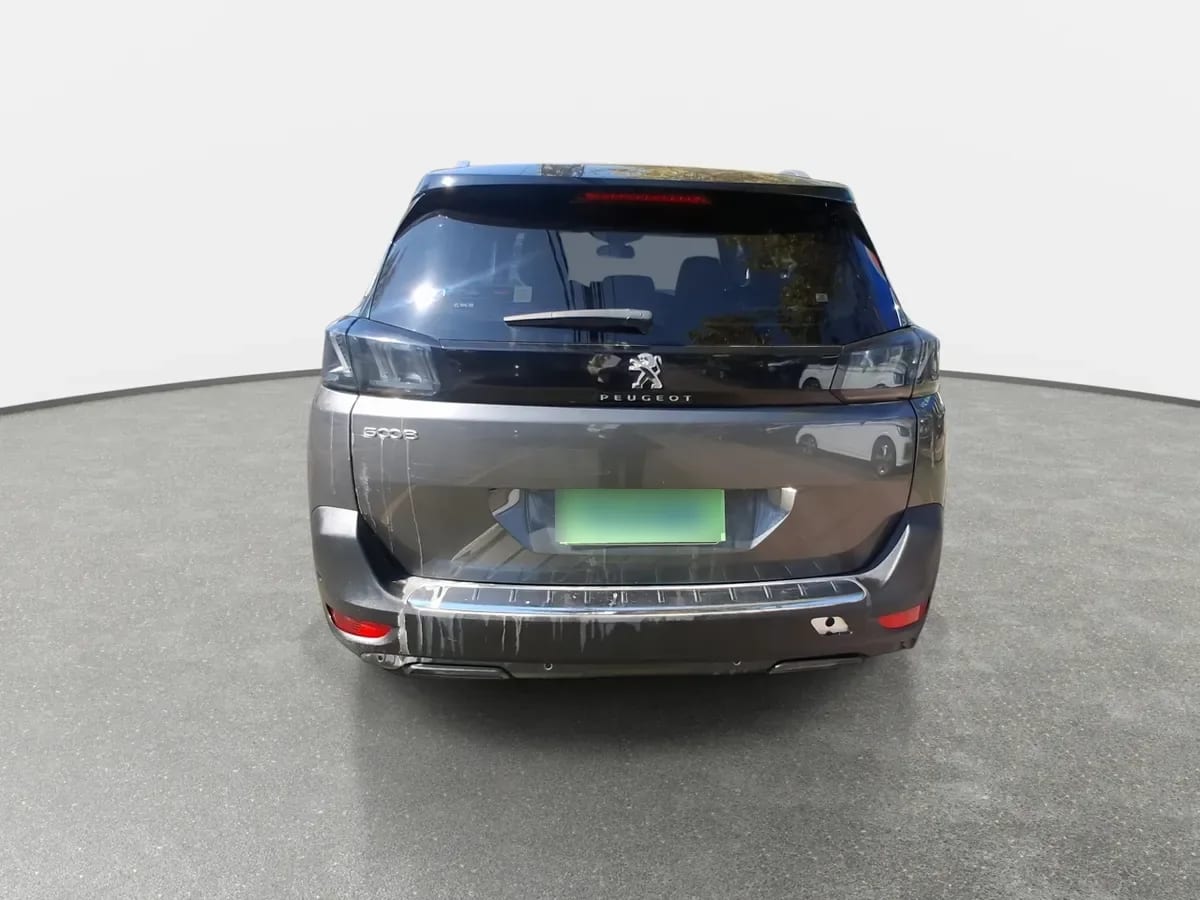 Peugeot 5008 1.5 Allure Pack Bluehdi 130 4x2 Eat8 5p año 2024