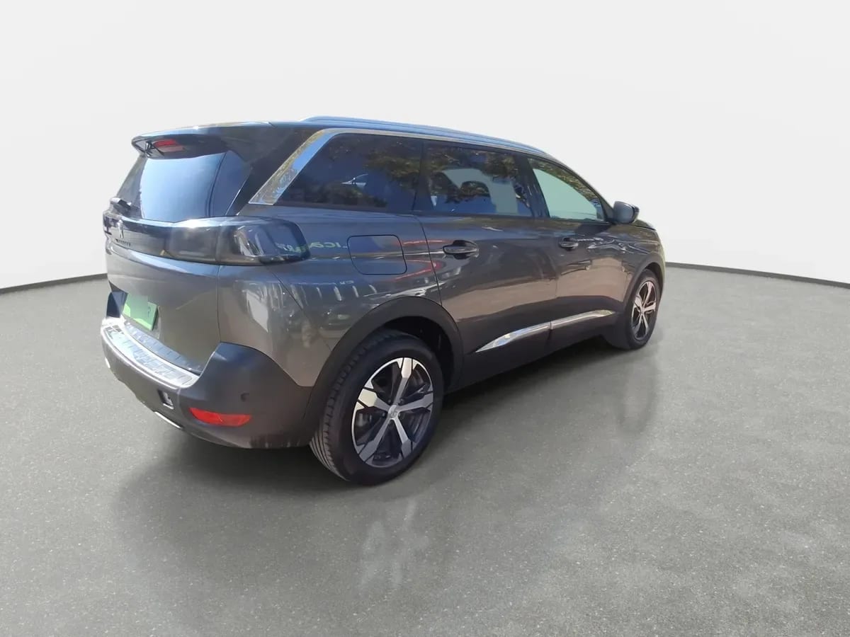 Peugeot 5008 1.5 Allure Pack Bluehdi 130 4x2 Eat8 5p año 2024