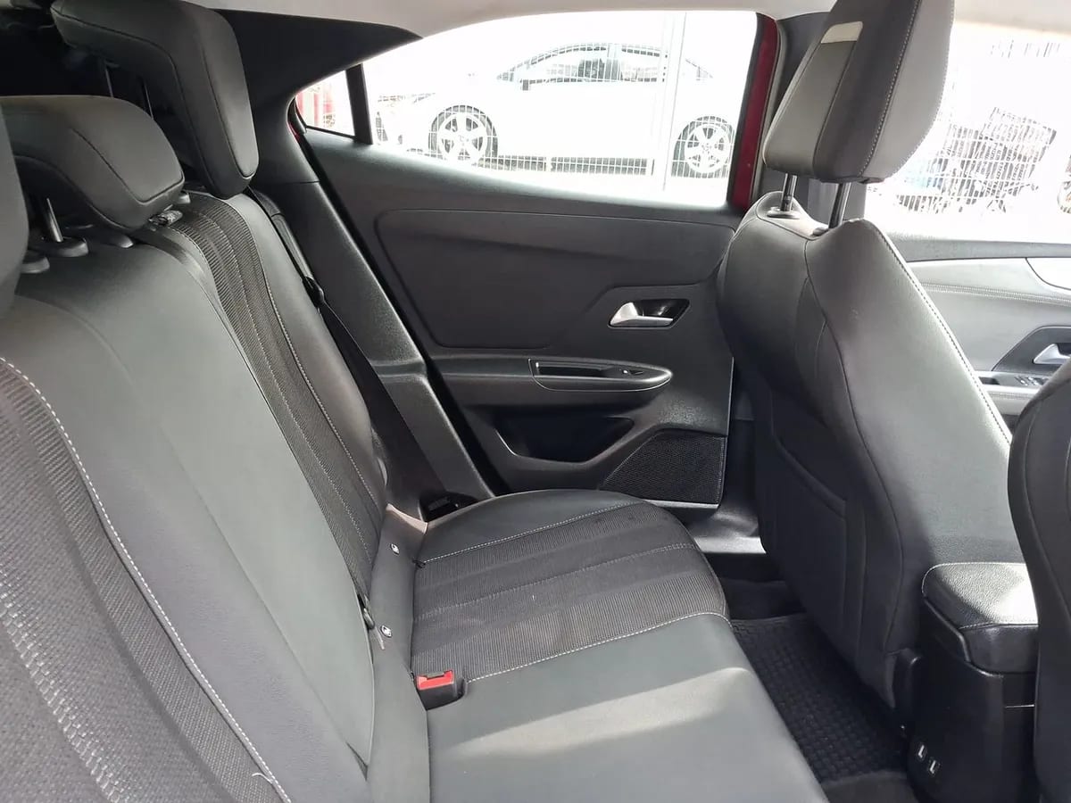 Opel Mokka 1.2t Elegance 4x2 At8 5p año 2024