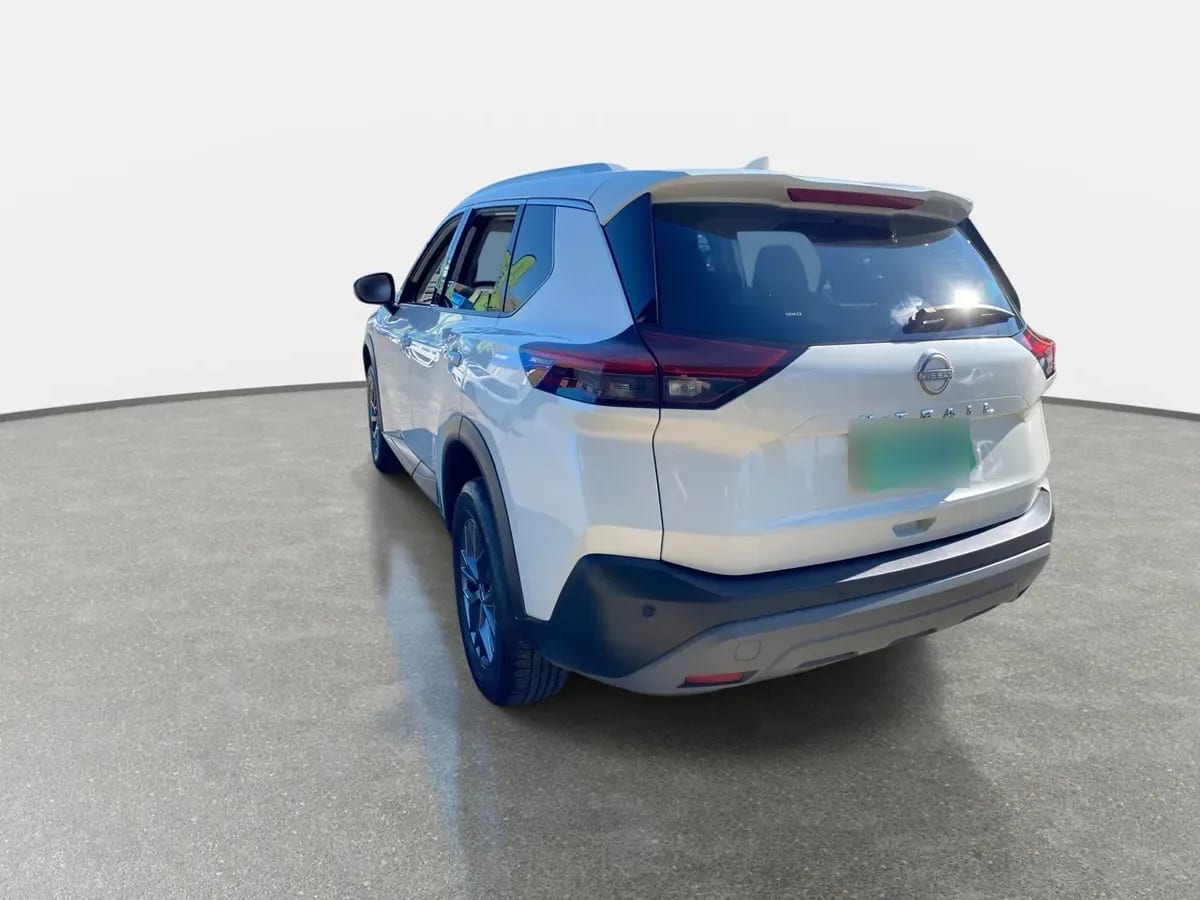 Nissan X-Trail 2.5 Sense 4x2 3row Cvt At 5p año 2024