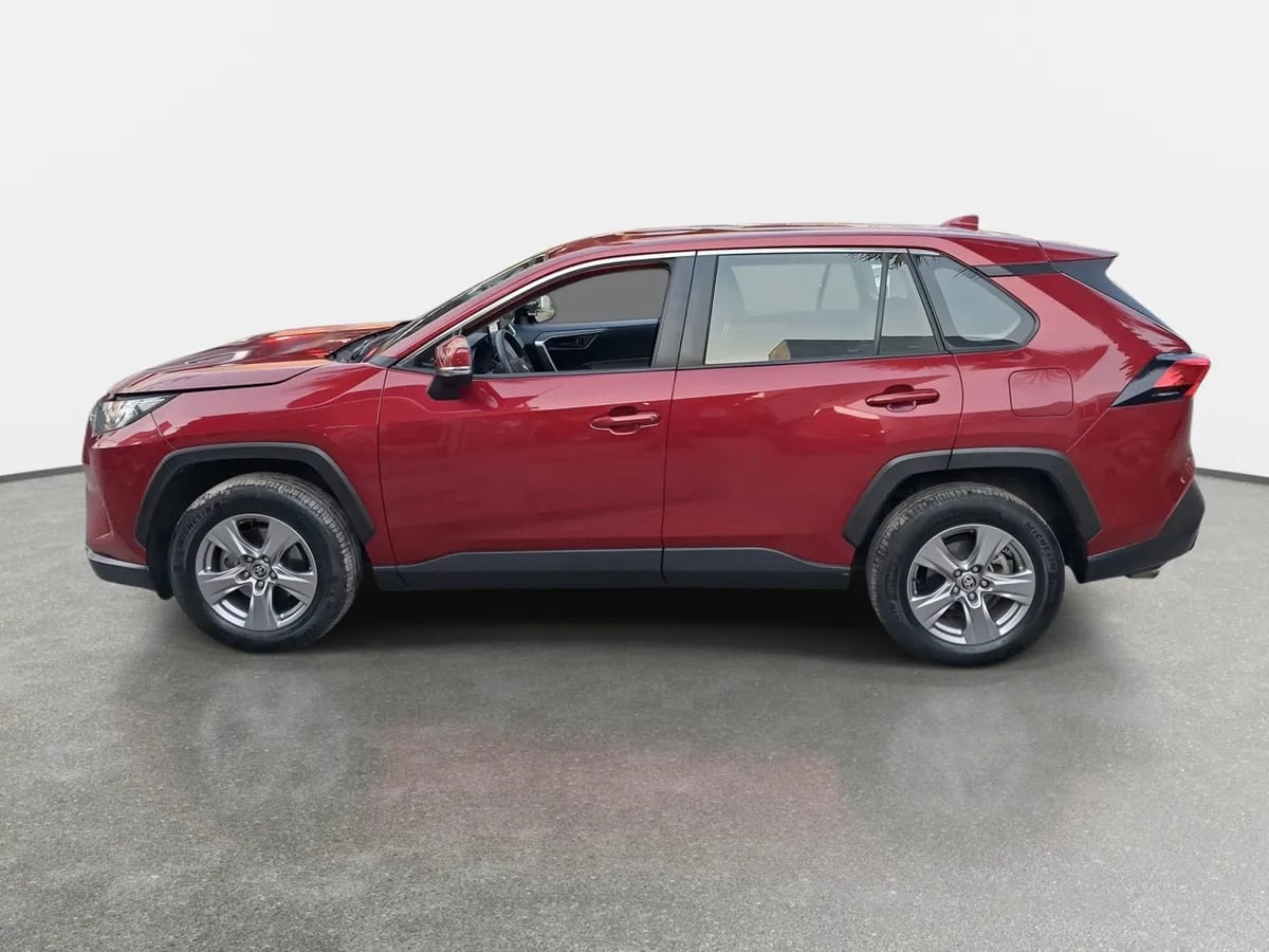 Toyota Rav 4 2.0 Le 4x2 Cvt At 5p año 2024