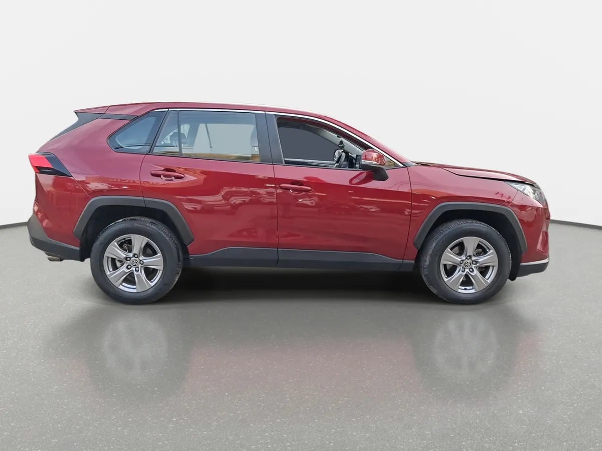 Toyota Rav 4 2.0 Le 4x2 Cvt At 5p año 2024