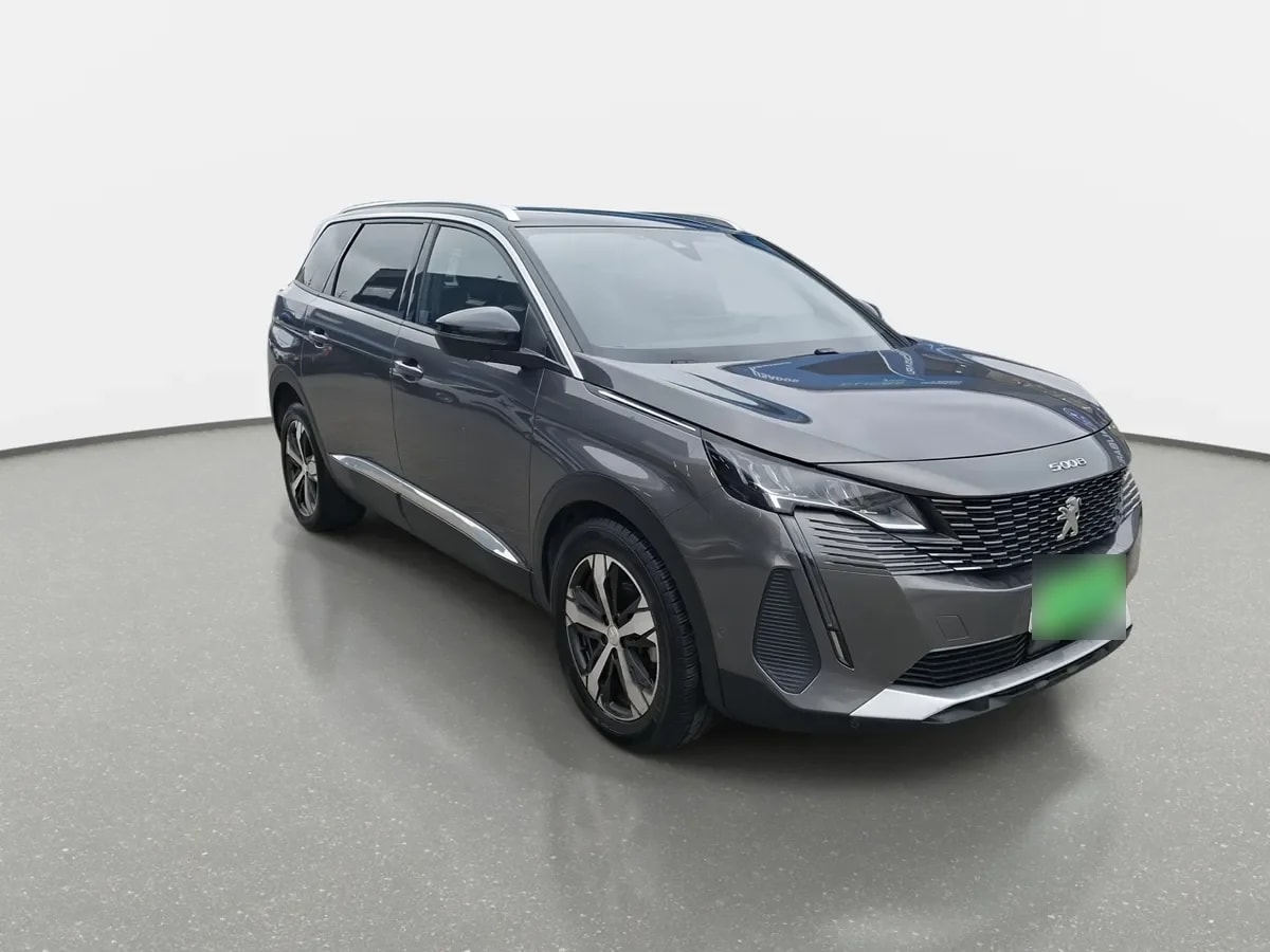 Peugeot 5008 1.5 Allure Pack Bluehdi 130 4x2 Eat8 5p año 2024
