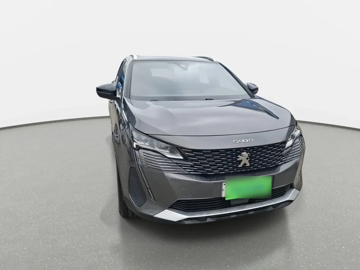 Peugeot 5008 1.5 Allure Pack Bluehdi 130 4x2 Eat8 5p año 2024
