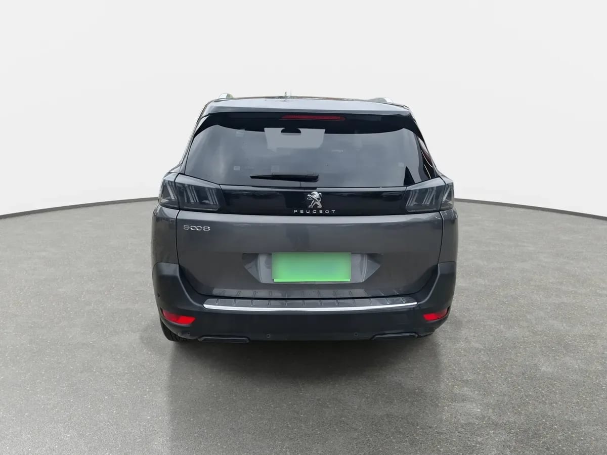 Peugeot 5008 1.5 Allure Pack Bluehdi 130 4x2 Eat8 5p año 2024