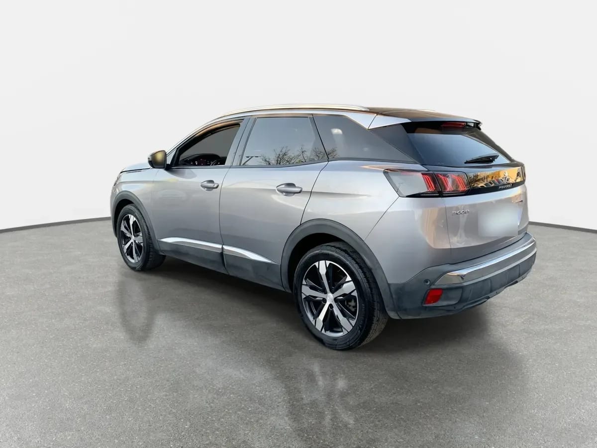 Peugeot 3008 1.5 Allure Pack Bluehdi 130 4x2 Eat8 5p año 2024