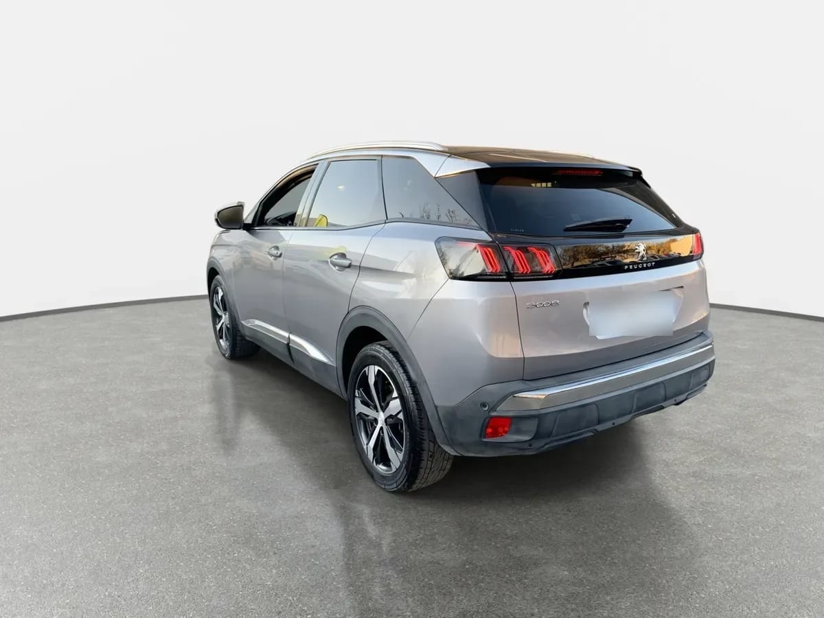 Peugeot 3008 1.5 Allure Pack Bluehdi 130 4x2 Eat8 5p año 2024