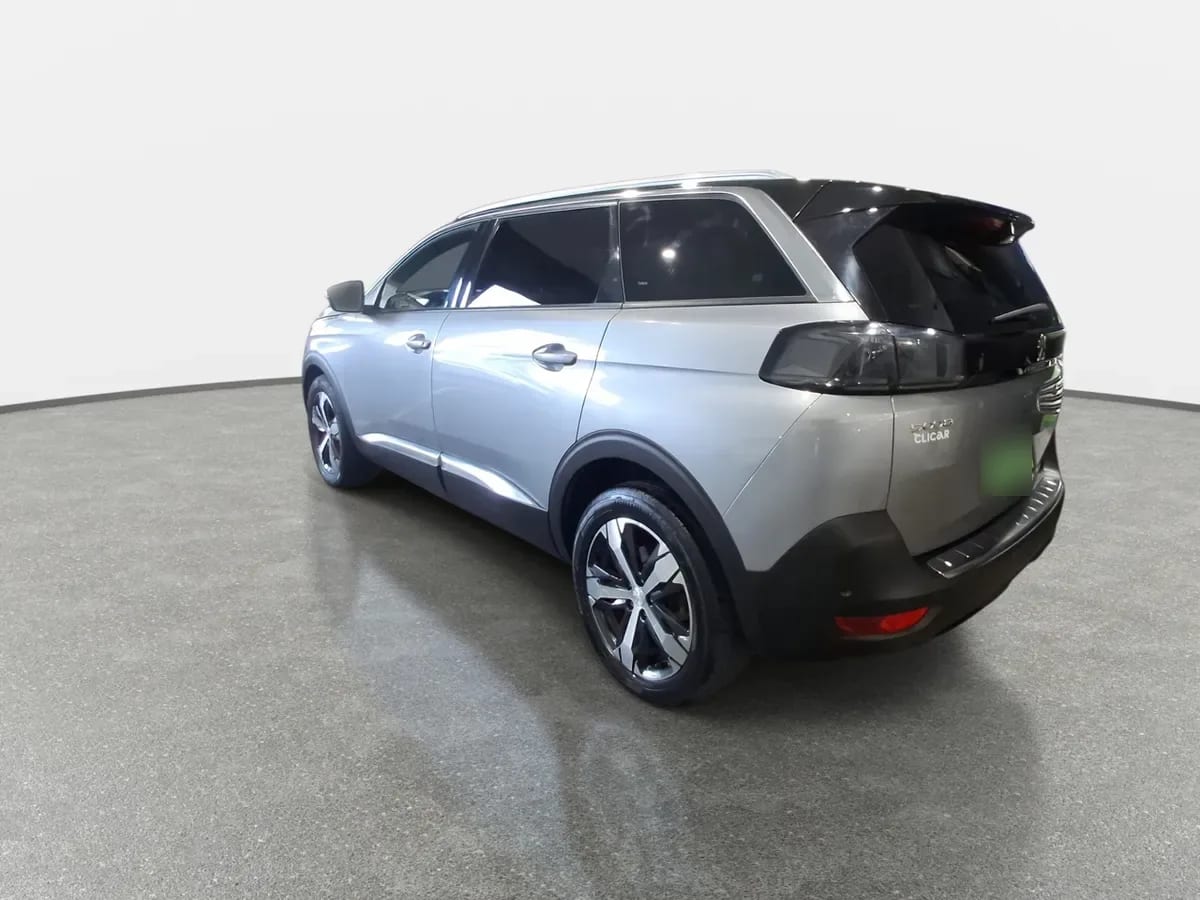 Peugeot 5008 1.5 Allure Pack Bluehdi 130 4x2 Eat8 5p año 2024