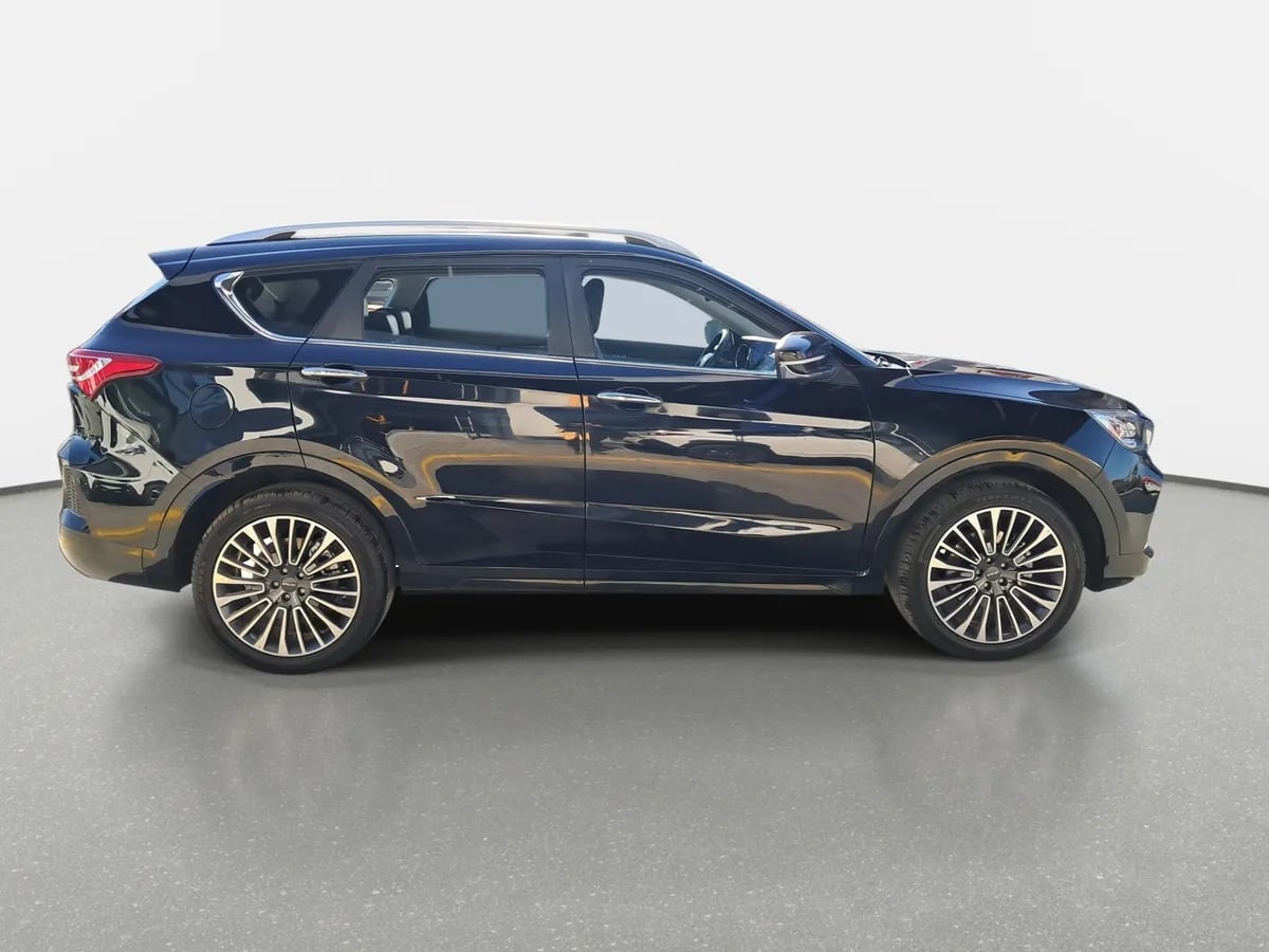 Jetour X70 1.5t Lux 4x2 At 5p año 2025