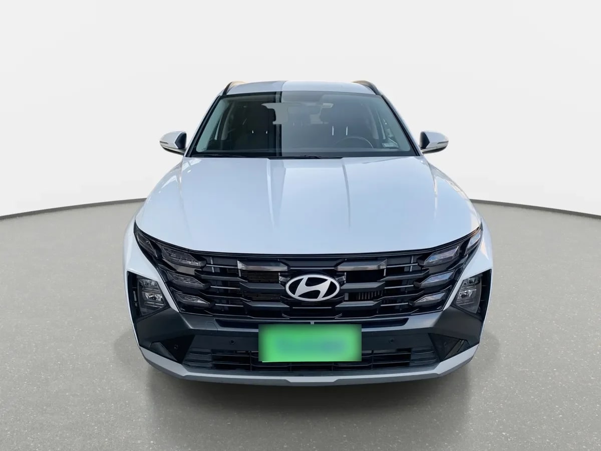 Hyundai Tucson 2.0 Nx4 Plus Fl Diesel 2wd At 5p año 2025