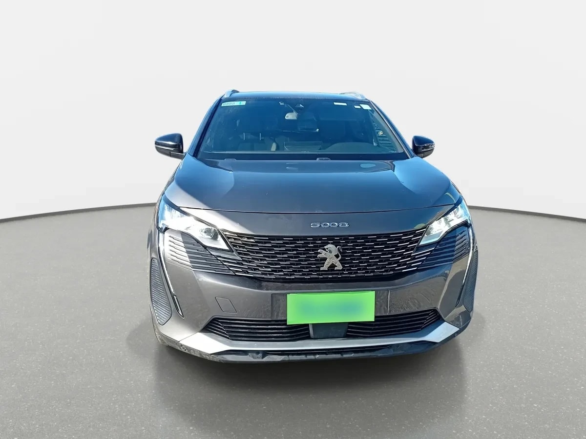 Peugeot 5008 1.5 Allure Pack Bluehdi 130 4x2 Eat8 5p año 2024