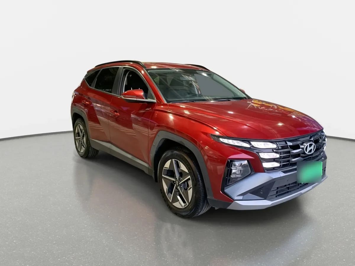 Hyundai Tucson 2.0 Nx4 Plus Fl Diesel 2wd At 5p año 2025