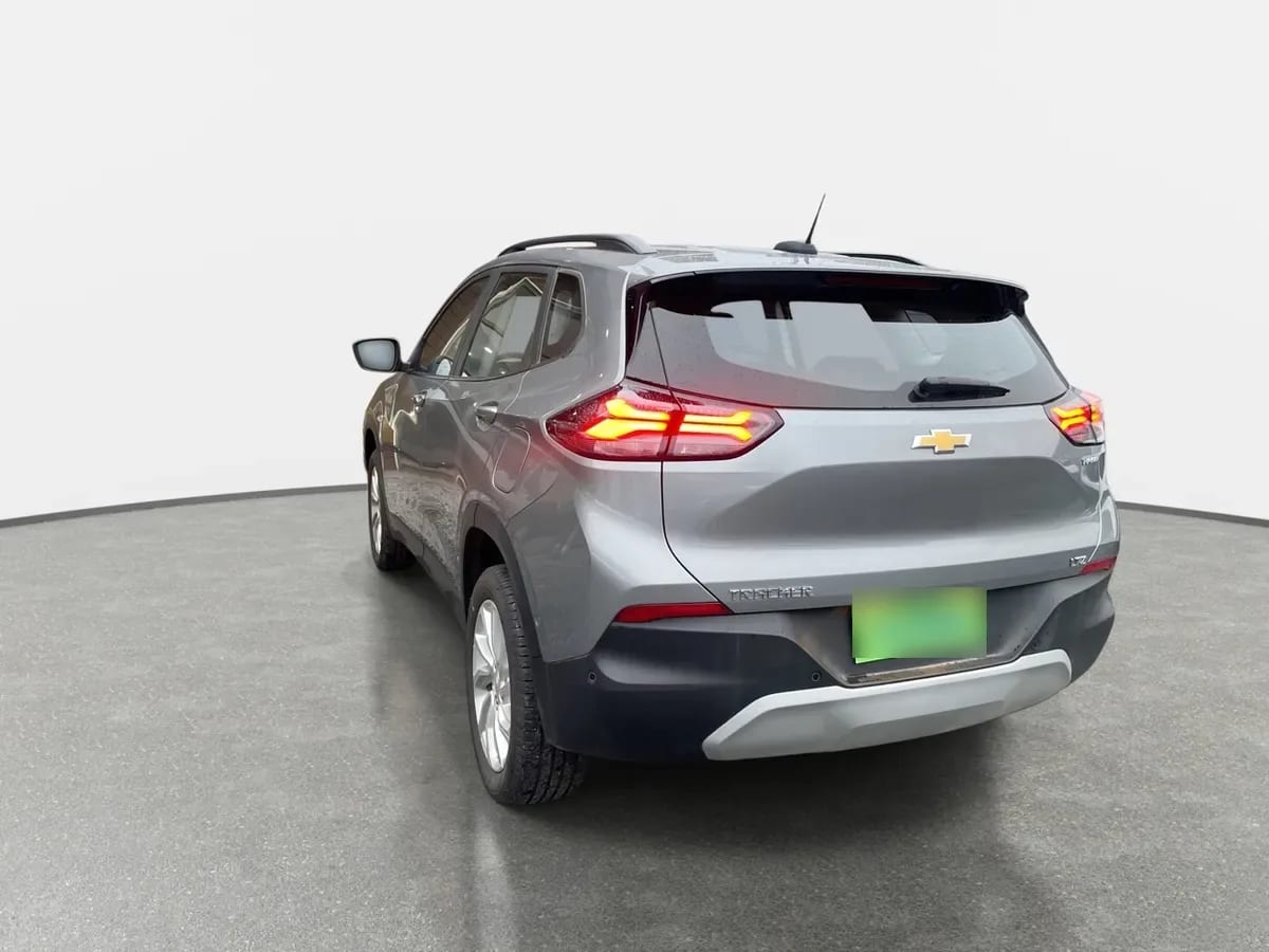 Chevrolet Tracker 1.2t Ltz R 4x2 At 5p año 2026