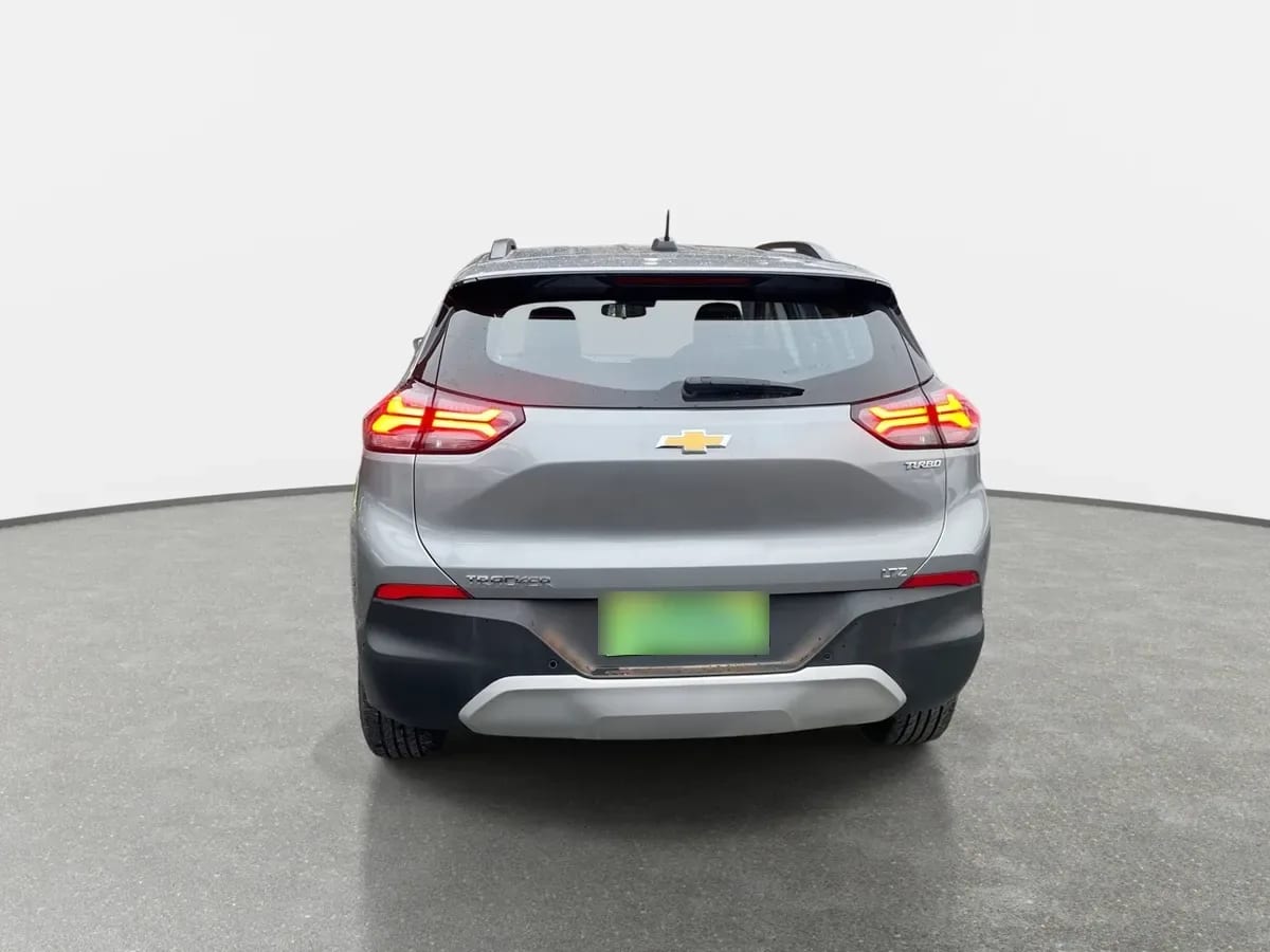 Chevrolet Tracker 1.2t Ltz R 4x2 At 5p año 2026