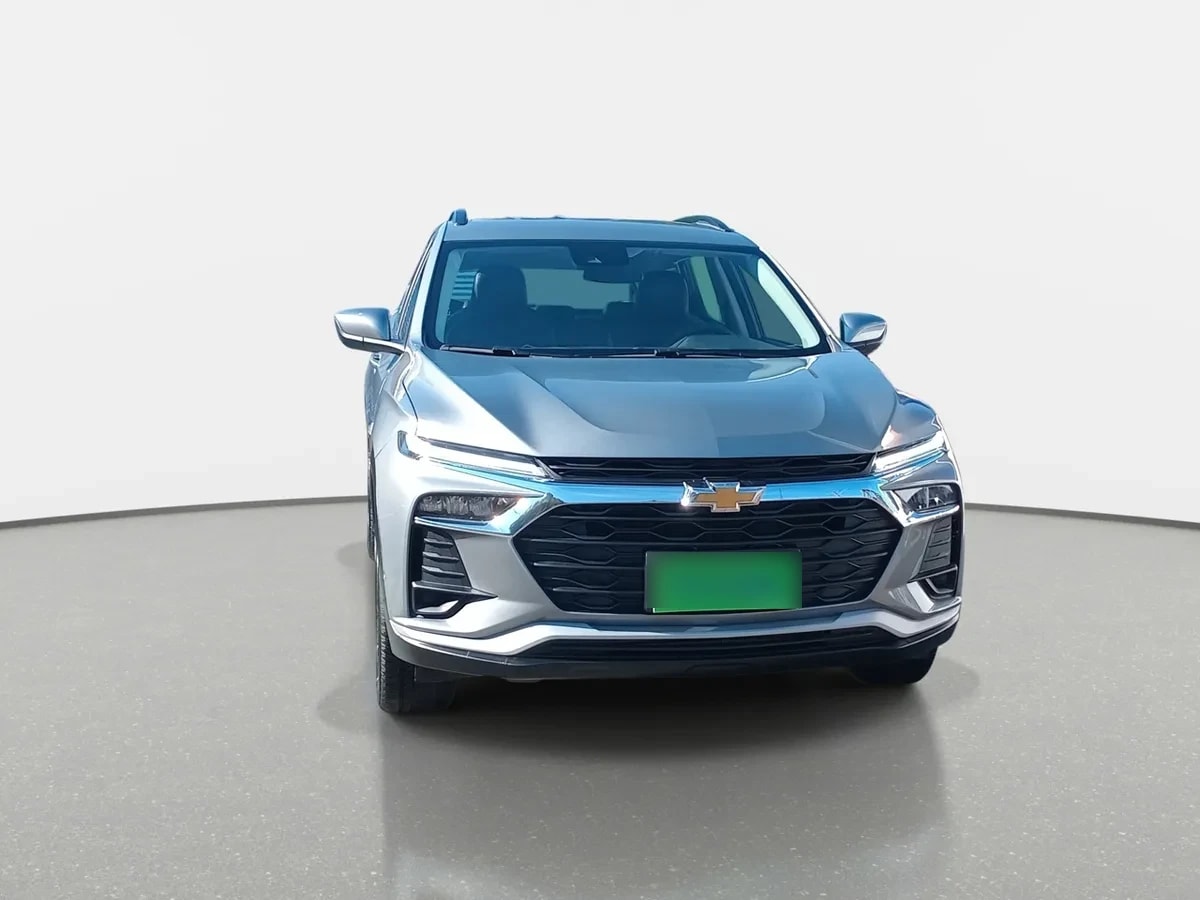 Chevrolet Tracker 1.2t Ltz R 4x2 At 5p año 2026