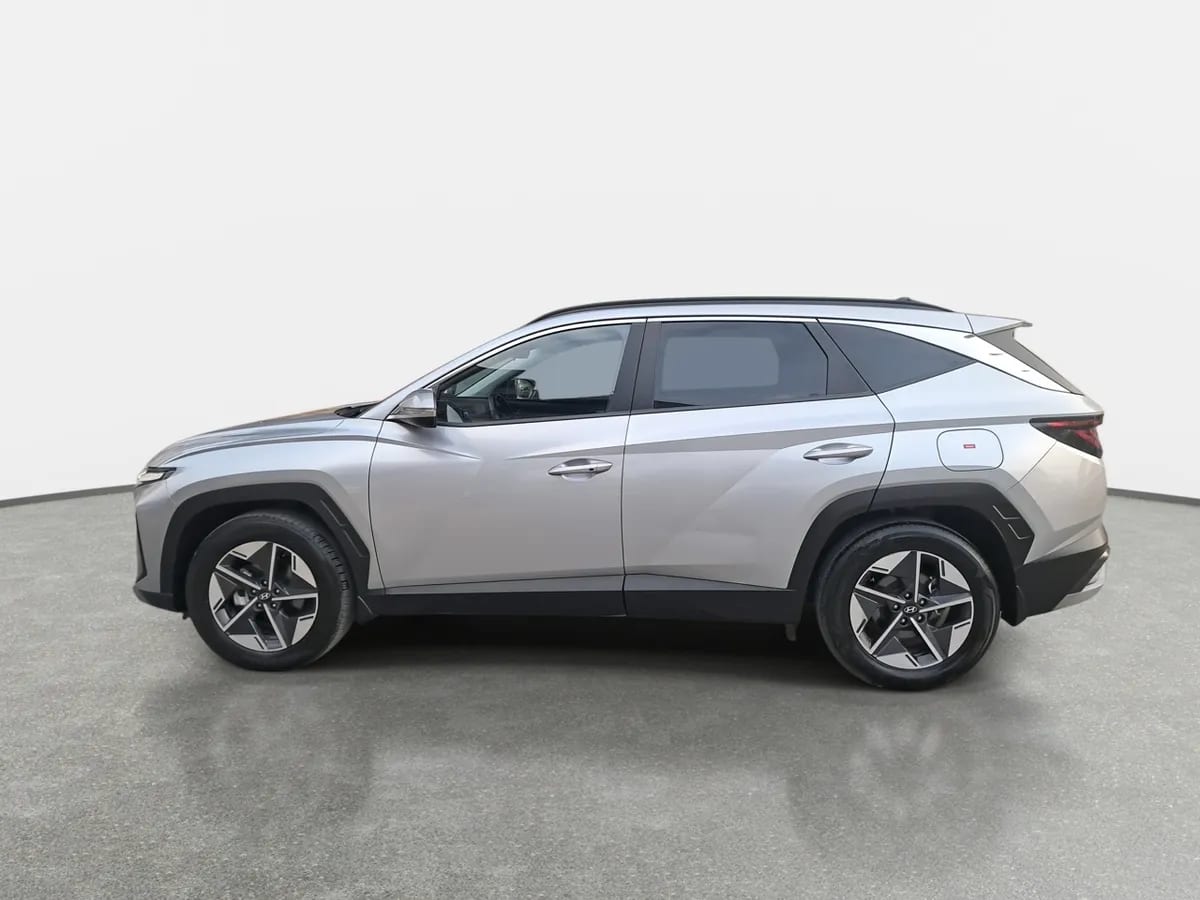 Hyundai Tucson 2.0 Nx4 Plus Fl Diesel 2wd At 5p año 2025