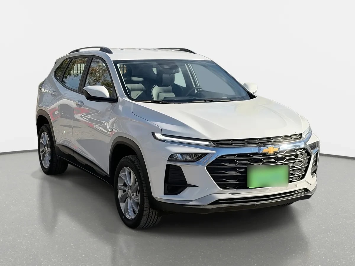 Chevrolet Tracker 1.2t Ltz R 4x2 At 5p año 2026