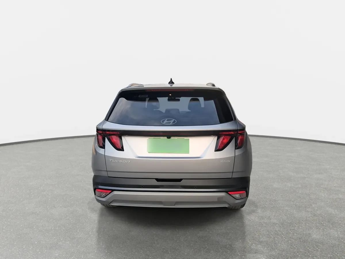 Hyundai Tucson 2.0 Nx4 Plus Fl Diesel 2wd At 5p año 2025