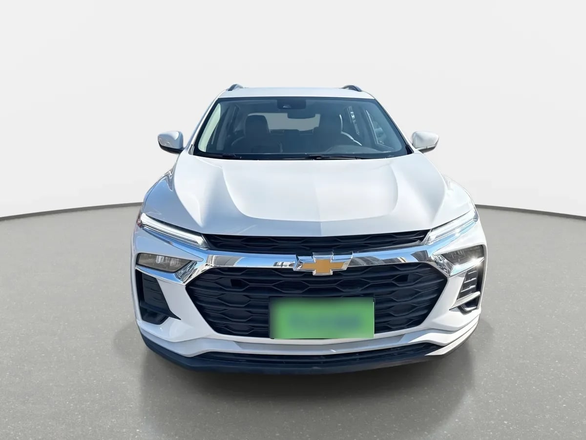 Chevrolet Tracker 1.2t Ltz R 4x2 At 5p año 2026
