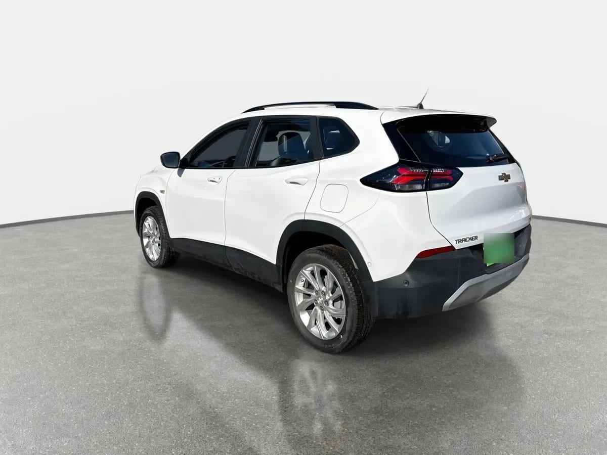 Chevrolet Tracker 1.2t Ltz R 4x2 At 5p año 2026