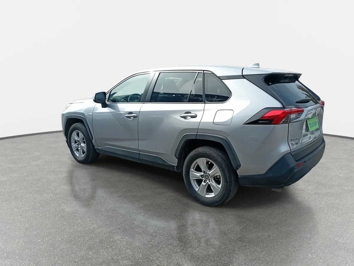 Toyota Rav 4 2.0 Le 4x2 Cvt At 5p año 2022