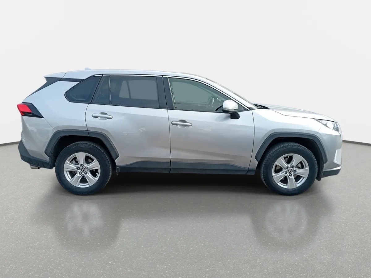Toyota Rav 4 2.0 Le 4x2 Cvt At 5p año 2022