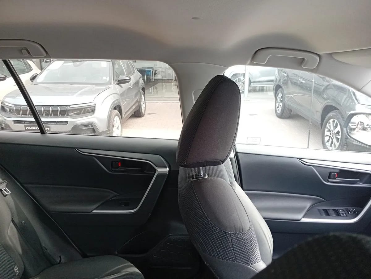 Toyota Rav 4 2.0 Le 4x2 Cvt At 5p año 2022