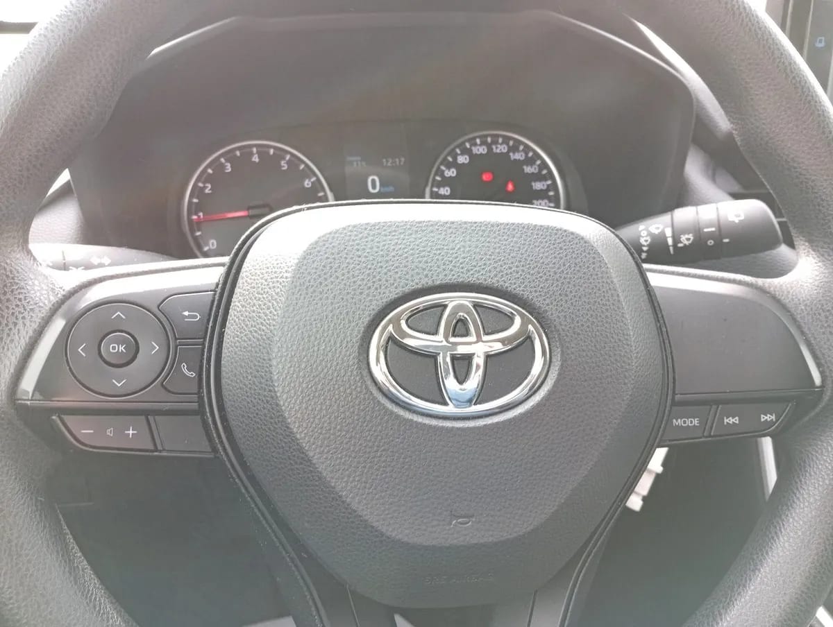 Toyota Rav 4 2.0 Le 4x2 Cvt At 5p año 2022
