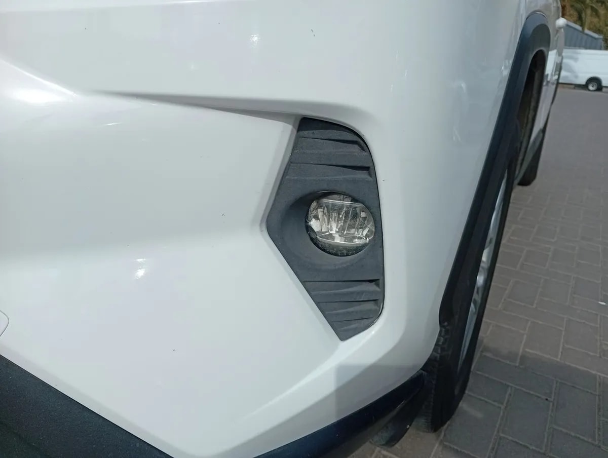 Toyota Rav 4 2.0 Le 4x2 Mt 5p año 2020
