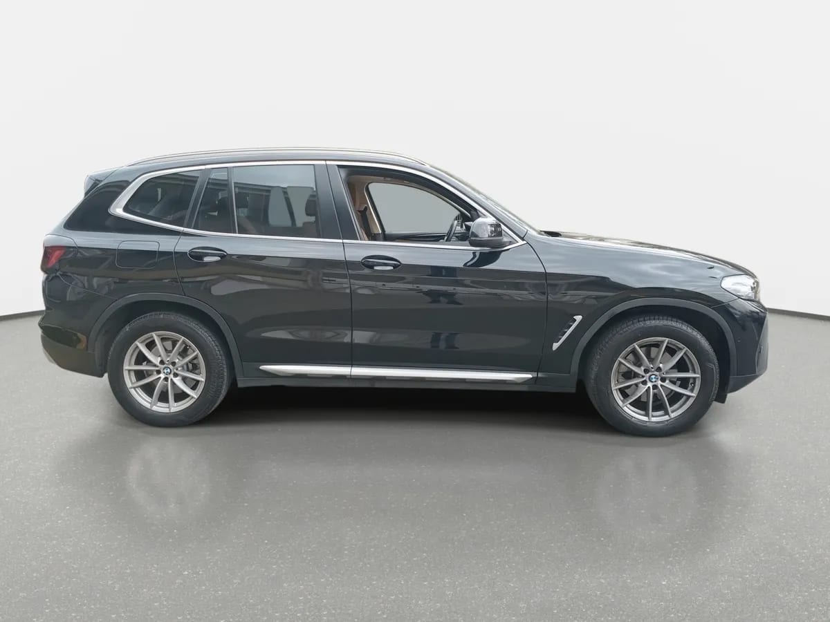 BMW X3 2.0 Dynamic Lci 20i S-Drive 4x2 At 5p año 2024
